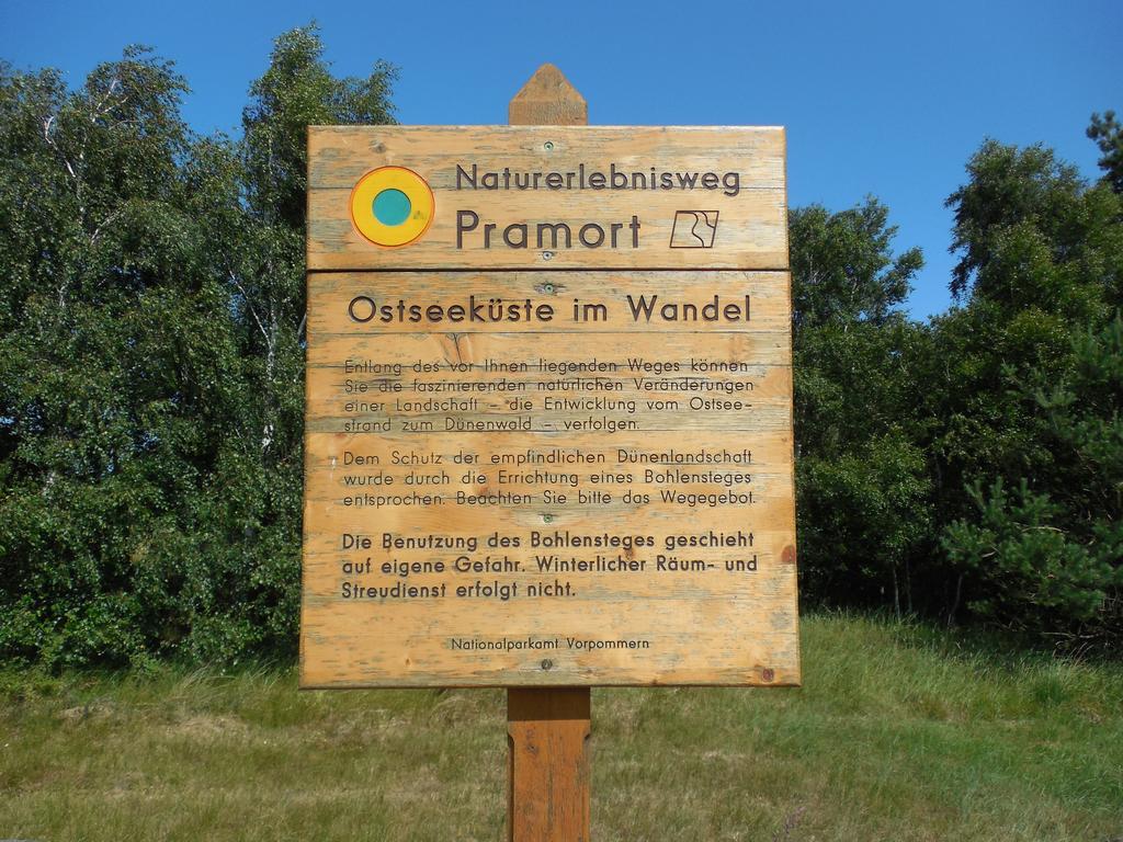 Hotel Schloesschen Sundische Wiese Zingst Kültér fotó