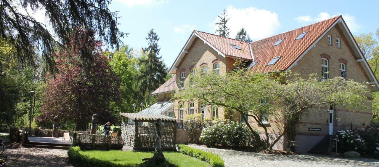 Hotel Schloesschen Sundische Wiese Zingst Kültér fotó